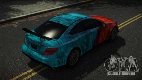 Mercedes-Benz C63 AMG Axury S8 para GTA 4