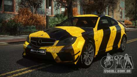 Mercedes-Benz C63 AMG Axury S14 para GTA 4