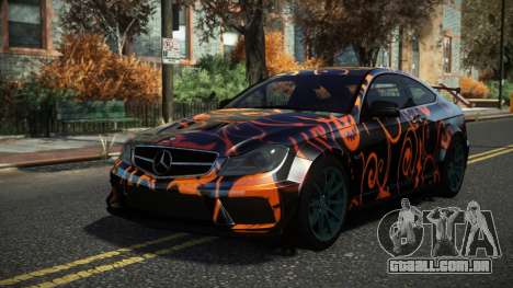 Mercedes-Benz C63 AMG Hugrax S14 para GTA 4