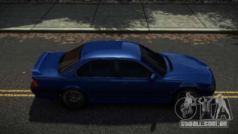 BMW 750i Darumes para GTA 4