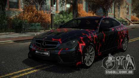 Mercedes-Benz C63 AMG Axury S13 para GTA 4