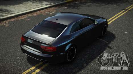 Audi RS5 Sazbo para GTA 4