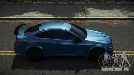 Mercedes-Benz C63 AMG Hugrax para GTA 4