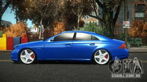 Mercedes-Benz CLS 63 AMG Gebust para GTA 4