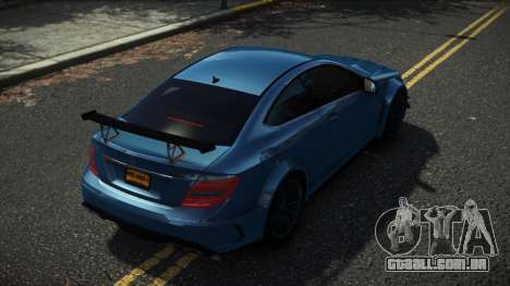 Mercedes-Benz C63 AMG Hugrax para GTA 4