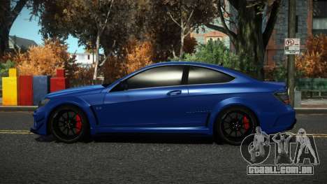 Mercedes-Benz C63 AMG Larex para GTA 4
