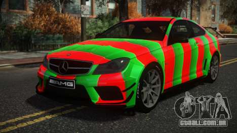 Mercedes-Benz C63 AMG Axury S5 para GTA 4