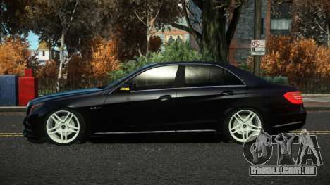 Mercedes-Benz E63 Bursa para GTA 4