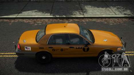 Ford Crown Victoria Taxi Semkoza para GTA 4