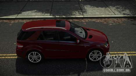 Mercedes-Benz ML63 AMG Fuokas para GTA 4
