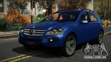 Mercedes-Benz ML500 Lonfag para GTA 4