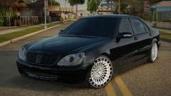 Mercedes-Benz W220 AMG