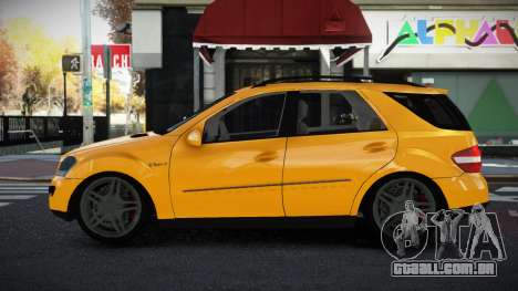 Mercedes-Benz ML63 AMG Akosta para GTA 4