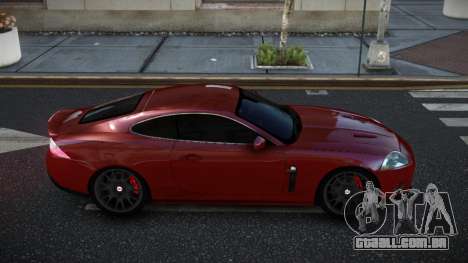 Jaguar XKR-S Elzyion para GTA 4