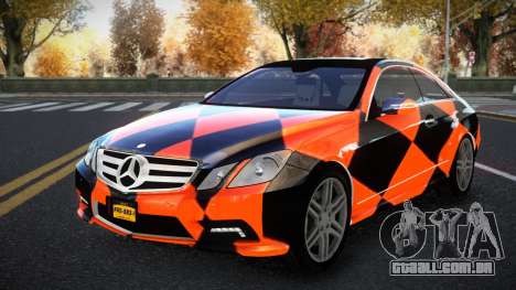 Mercedes-Benz E500 Ganexphia S14 para GTA 4