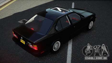 BMW M5 E34 Decwugaku para GTA 4