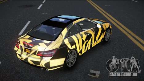 Mercedes-Benz E500 Ganexphia S6 para GTA 4