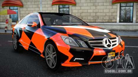 Mercedes-Benz E500 Ganexphia S14 para GTA 4