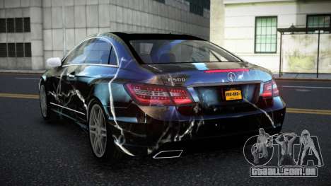 Mercedes-Benz E500 Ganexphia S9 para GTA 4