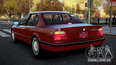 BMW 750i Kydytinin para GTA 4