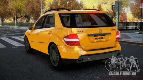 Mercedes-Benz ML63 AMG Akosta para GTA 4
