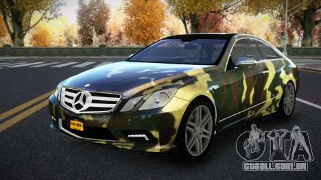 Mercedes-Benz E500 Ganexphia S10 para GTA 4