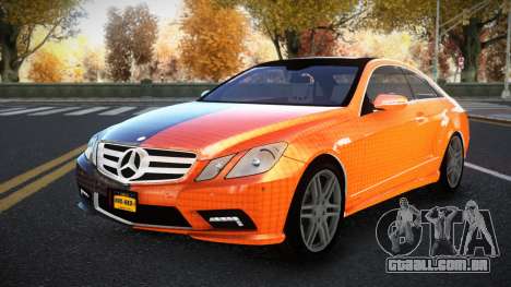 Mercedes-Benz E500 Ganexphia S3 para GTA 4