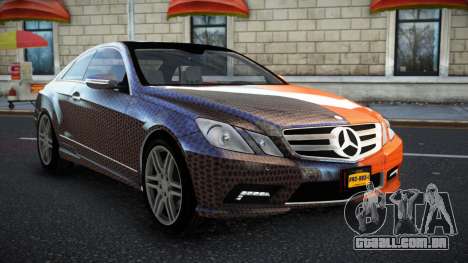 Mercedes-Benz E500 Ganexphia S3 para GTA 4