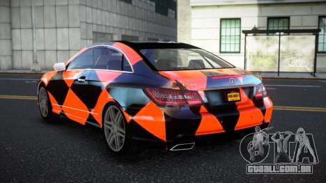 Mercedes-Benz E500 Ganexphia S14 para GTA 4