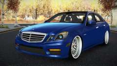 Mercedes-Benz E63 AMG Wefub para GTA 4