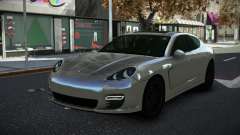 Porsche Panamera Pavurz para GTA 4
