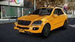 Mercedes-Benz ML63 AMG Akosta para GTA 4