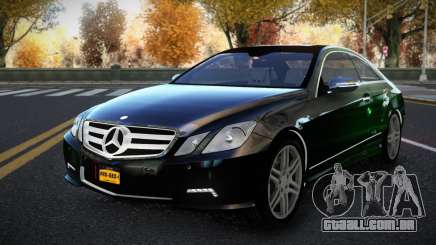 Mercedes-Benz E500 Ganexphia S11 para GTA 4