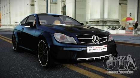 Mercedes-Benz C63 AMG Wecjoziw para GTA 4