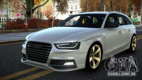 Audi RS4 Uhib para GTA 4