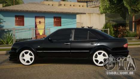 Mercedes-Benz W210 Anphier para GTA San Andreas