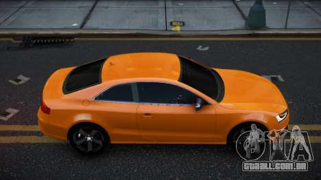 Audi RS5 Bobe para GTA 4