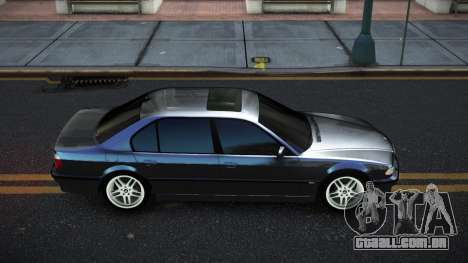 BMW 750iL Xezumaq para GTA 4