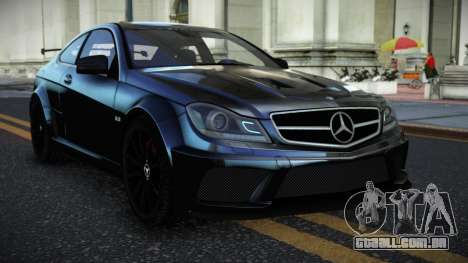 Mercedes-Benz C63 AMG Qosxaca para GTA 4