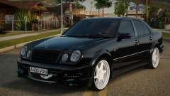 Mercedes-Benz W210 Anphier para GTA San Andreas
