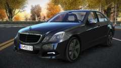 Mercedes-Benz E63 AMG Kipofil para GTA 4