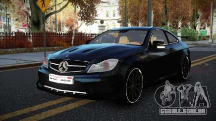 Mercedes-Benz C63 AMG Wecjoziw para GTA 4
