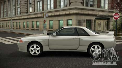 Nissan Skyline R32 Bazda para GTA 4