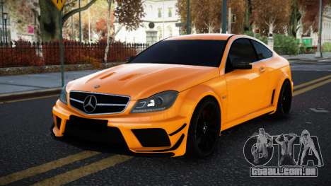 Mercedes-Benz C63 AMG Cupbexe para GTA 4