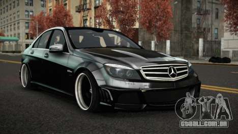 Mercedes-Benz C63 AMG Kecu para GTA 4