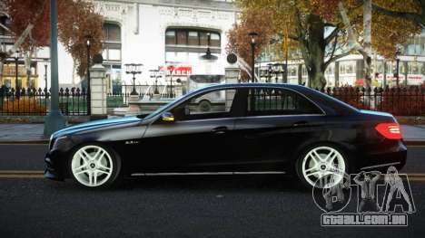 Mercedes-Benz E63 AMG Qanyid para GTA 4