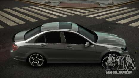 Mercedes-Benz C63 AMG Gecu para GTA 4