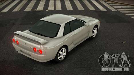 Nissan Skyline R32 Bazda para GTA 4