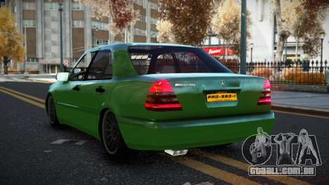 Mercedes-Benz C180 Uciz para GTA 4