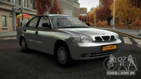 Daewoo Nubira Ogox para GTA 4